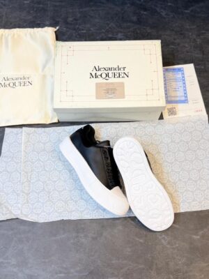 Alexandre McQueen imported premium sneakers for men