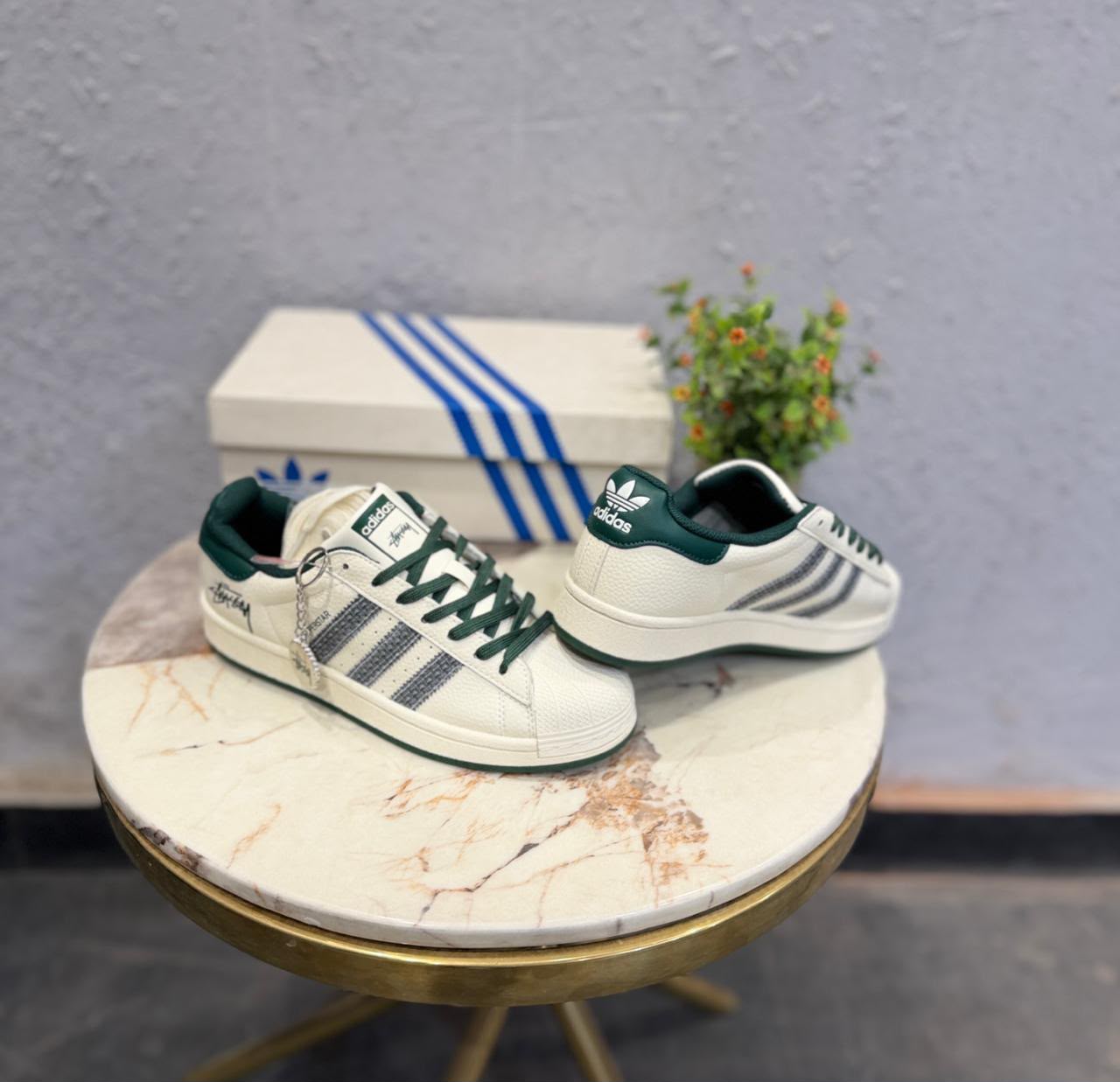 adidas ozelle imported premium sports sneaker green, 41