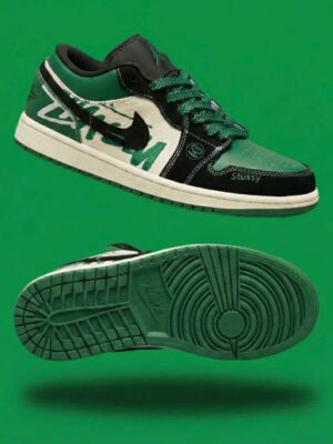 Nike sb dunk  sneaker for mens