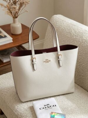 Coach Elegant Tote Bag Premium quality
