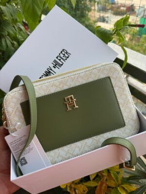 Tommy Hilfiger Camera slings